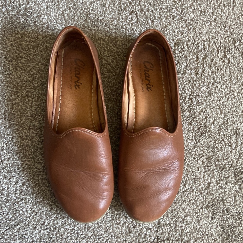 Charix flats